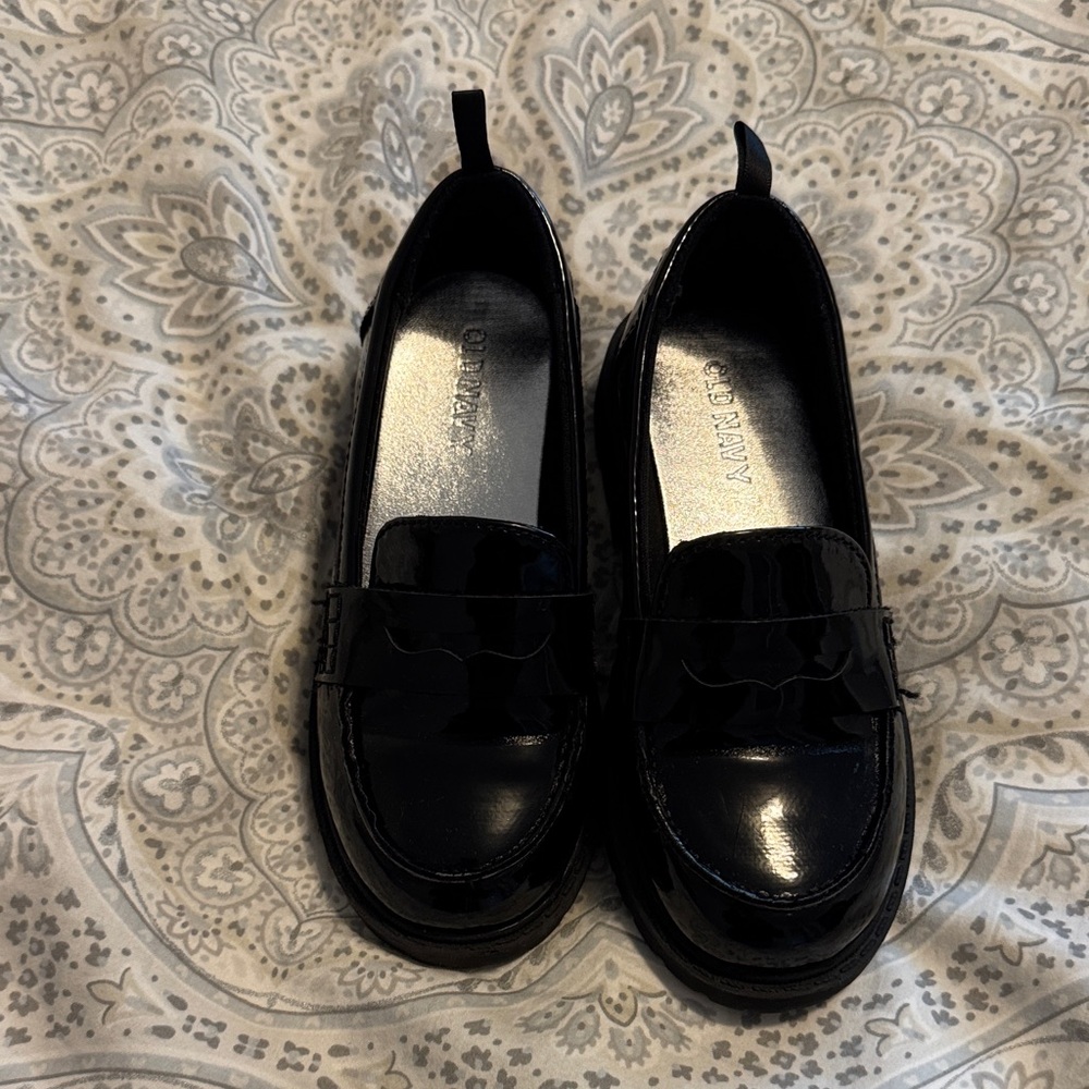 Old Navy Shiny Black Loafers